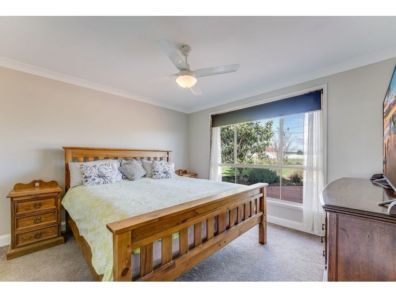 76 Maclura Dr, Marulan NSW 2579