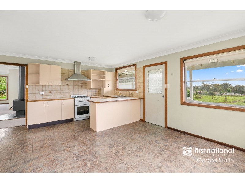 70 Nixon Road, Thirlmere NSW 2572