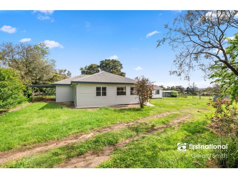 70 Nixon Road, Thirlmere NSW 2572