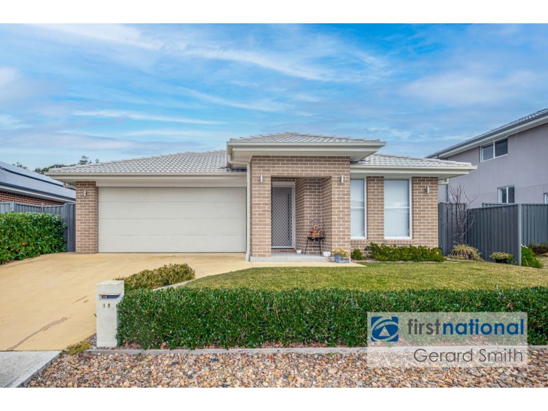 19 Pickard Street, Thirlmere NSW 2572