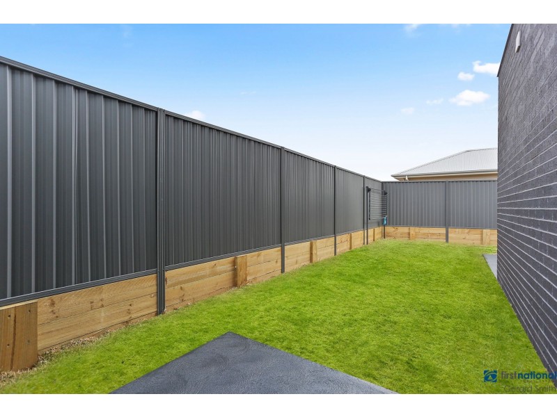 288A Thirlmere Way, Thirlmere NSW 2572