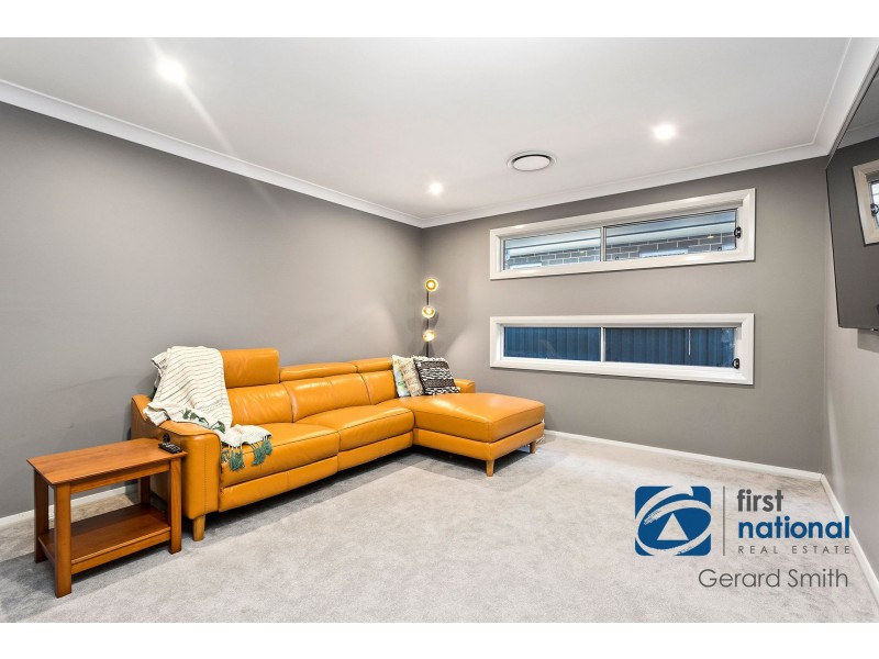 12 Islington St, Denham Court NSW 2565