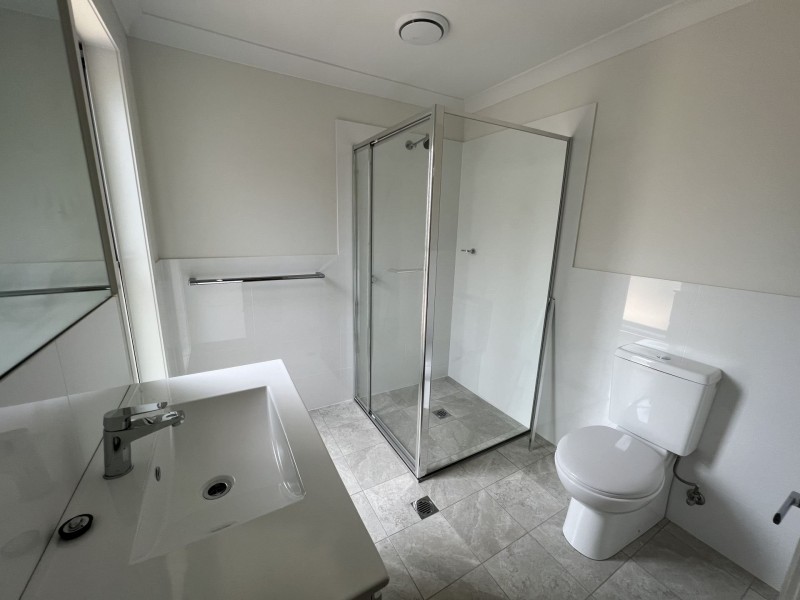 18 Kurrajong Cres, Tahmoor NSW 2573