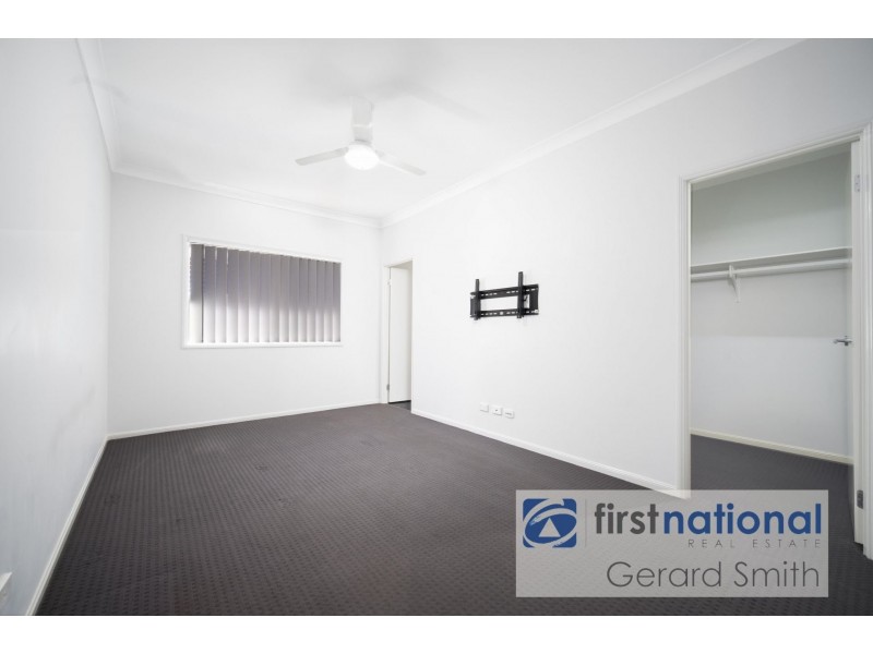 10 Oates Street, Spring Farm NSW 2570