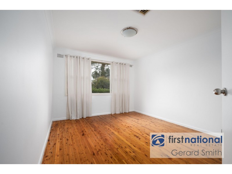 15 Cowper St, Picton NSW 2571