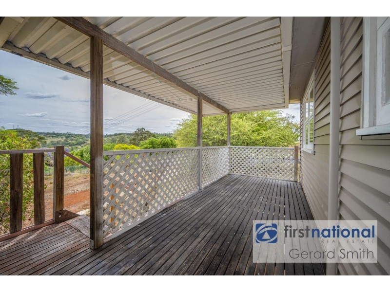 15 Cowper St, Picton NSW 2571