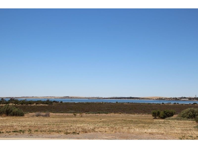 12 Oscar Williams Drive, Streaky Bay SA 5680