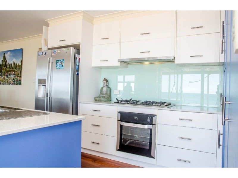 38031 C Flinders Highway via Ceduna, Laura Bay SA 5680