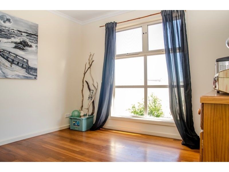 38031 C Flinders Highway via Ceduna, Laura Bay SA 5680