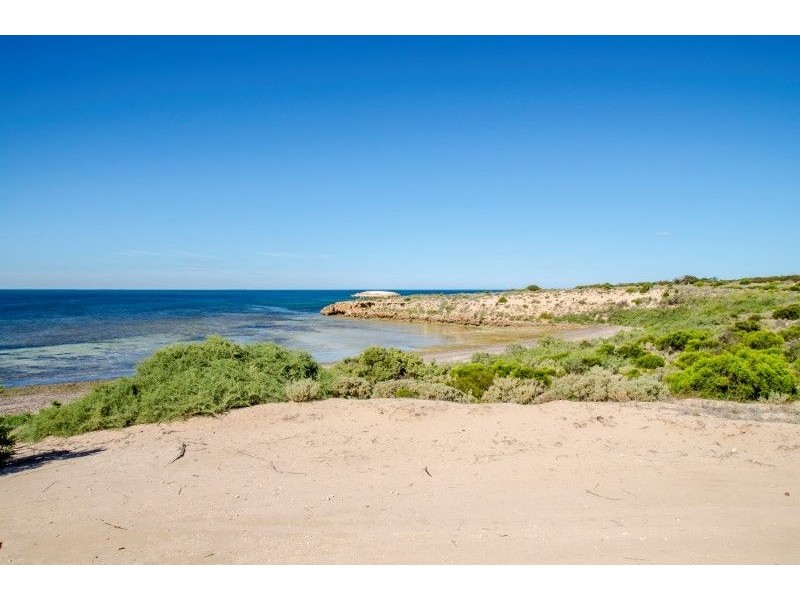 38031 C Flinders Highway via Ceduna, Laura Bay SA 5680