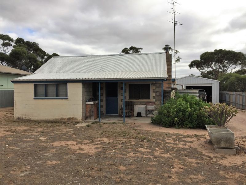 29 Barnes Street, Poochera SA 5655