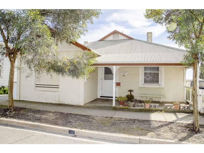 36 Wells Street, Streaky Bay SA 5680