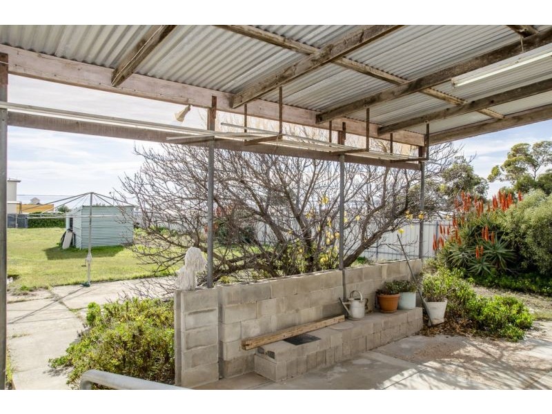 36 Wells Street, Streaky Bay SA 5680
