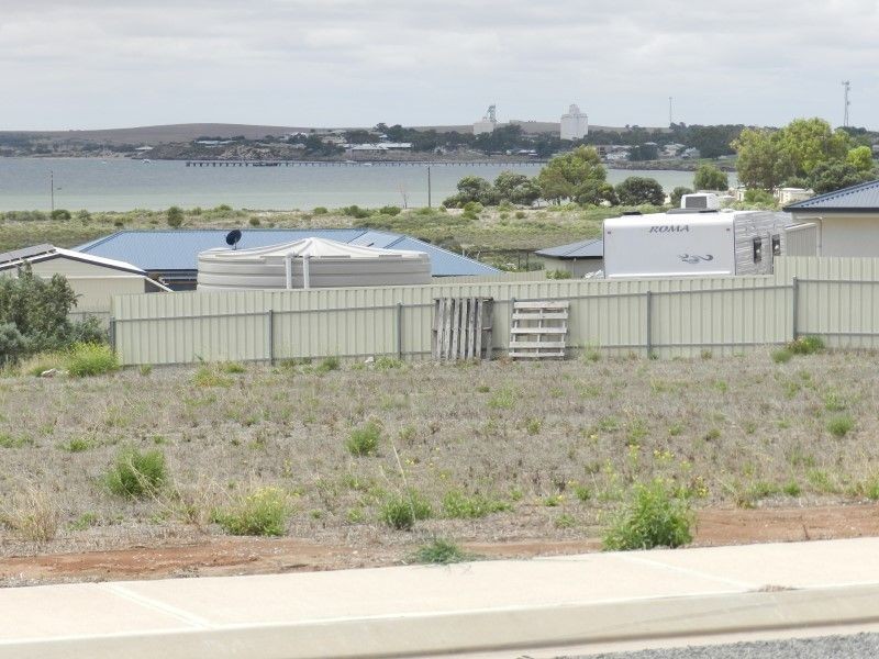 12 Herbert Edwards Drive, Streaky Bay SA 5680