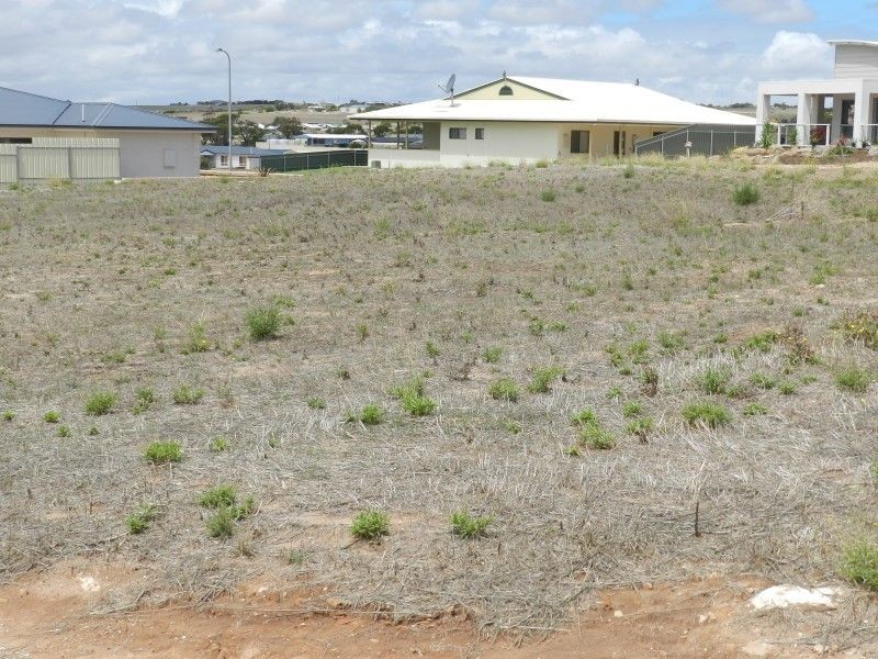 12 Herbert Edwards Drive, Streaky Bay SA 5680