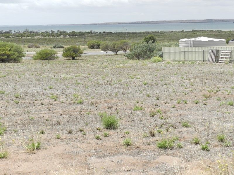 12 Herbert Edwards Drive, Streaky Bay SA 5680