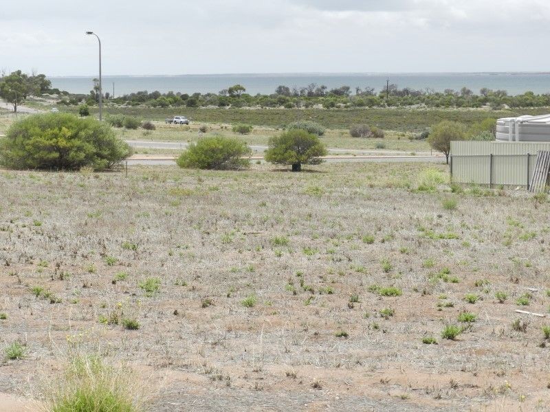 12 Herbert Edwards Drive, Streaky Bay SA 5680