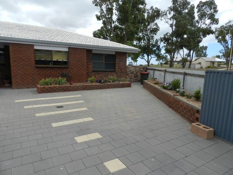 2 Williams Crescent, Streaky Bay SA 5680