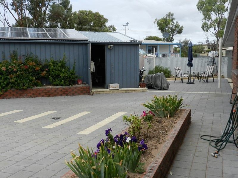 2 Williams Crescent, Streaky Bay SA 5680