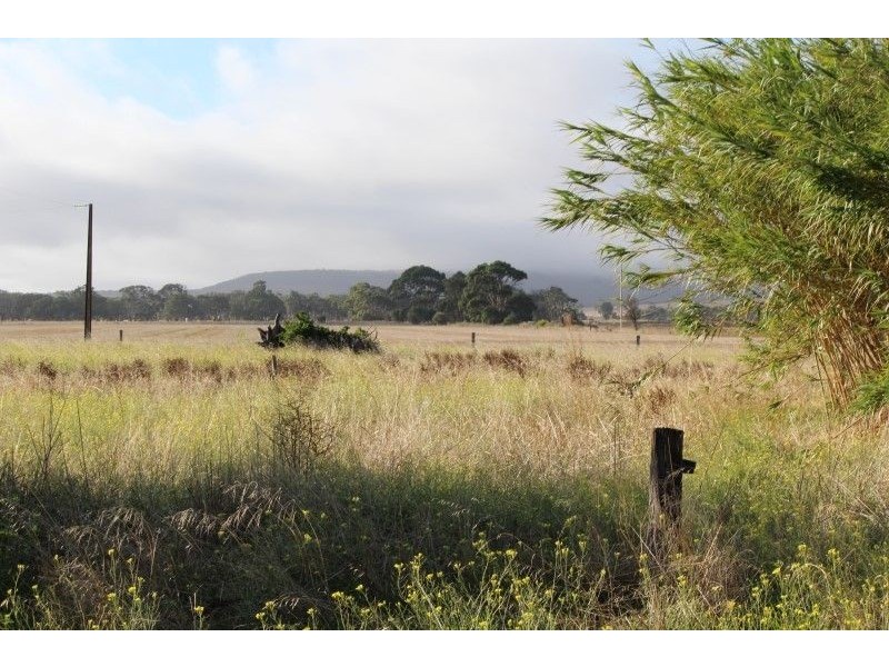 14 Gap Road Warrow, Coulta SA 5607