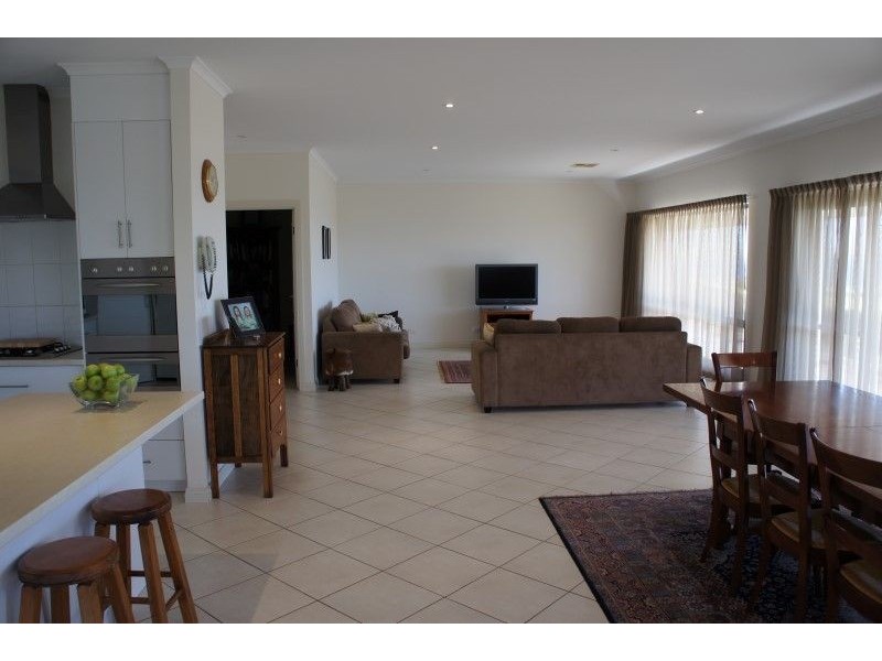 34 Fredrick Drive, Streaky Bay SA 5680