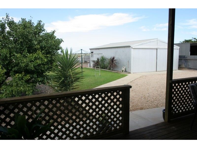 42 Centenary Road, Streaky Bay SA 5680