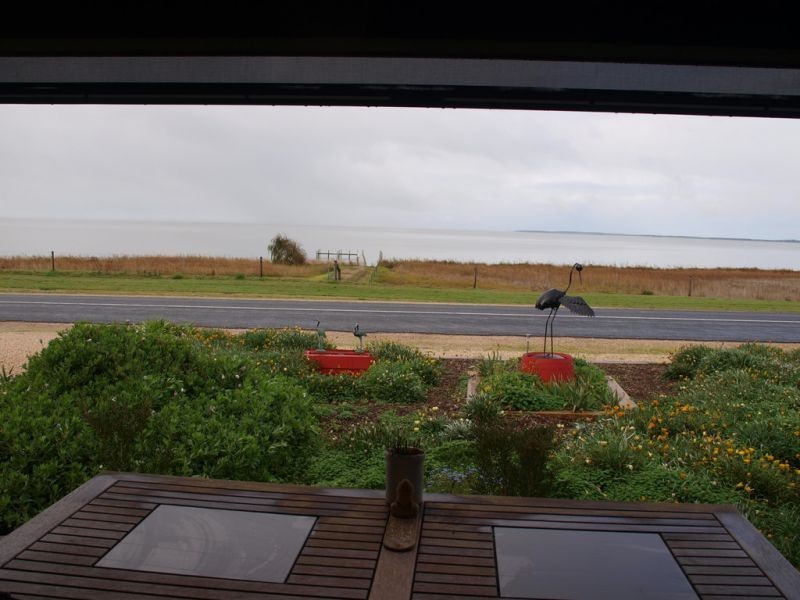 9 Lake Road, Milang SA 5256