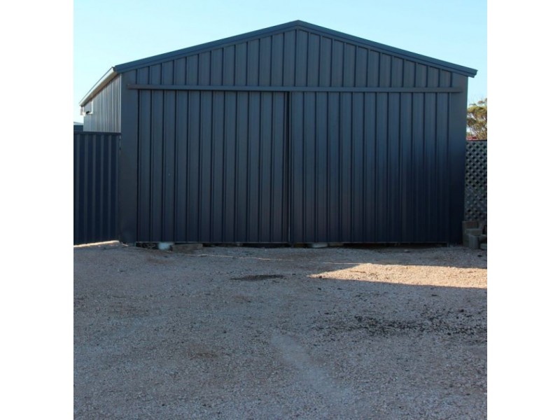 8 Johnson Street, Streaky Bay SA 5680