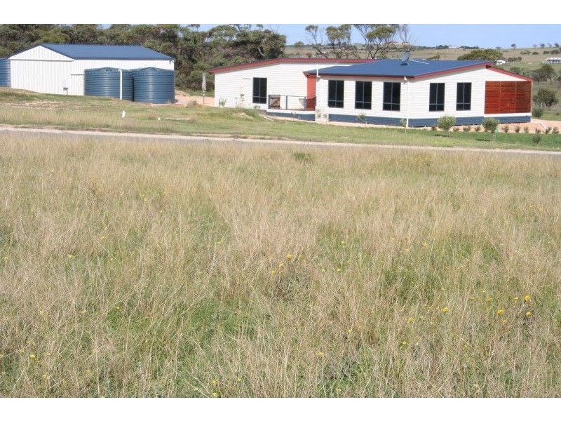 5 Kennedy Road, Streaky Bay SA 5680
