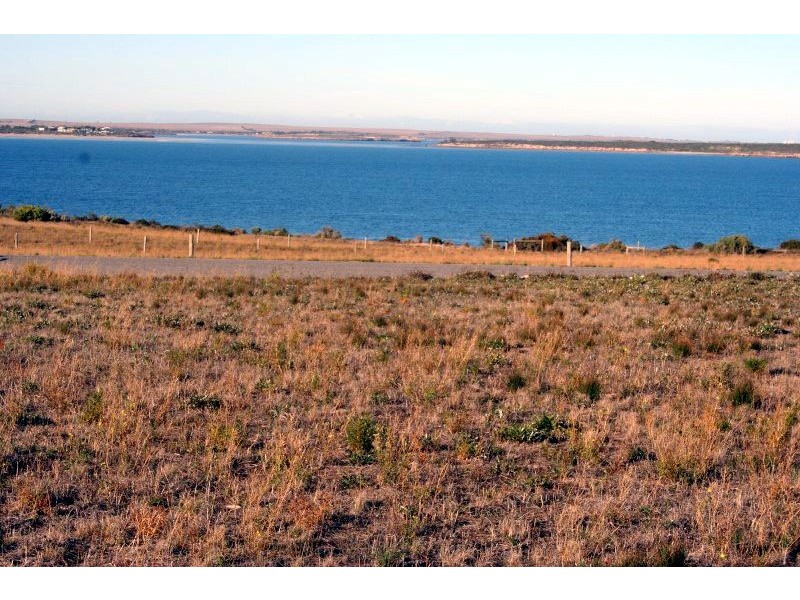 25 Seaview Road, Perlubie SA 5680