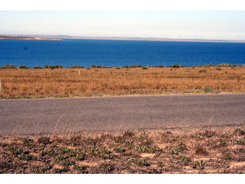 25 Seaview Road, Perlubie SA 5680