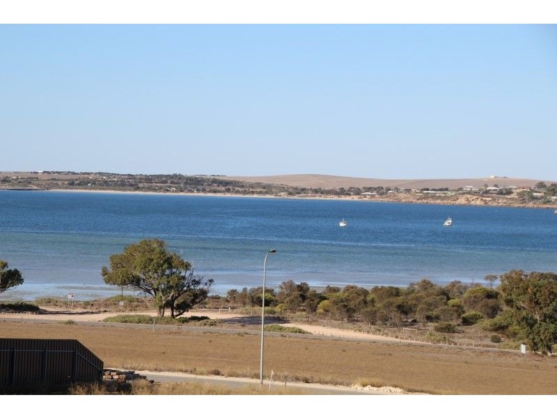 5 Loveshack Route, Streaky Bay SA 5680