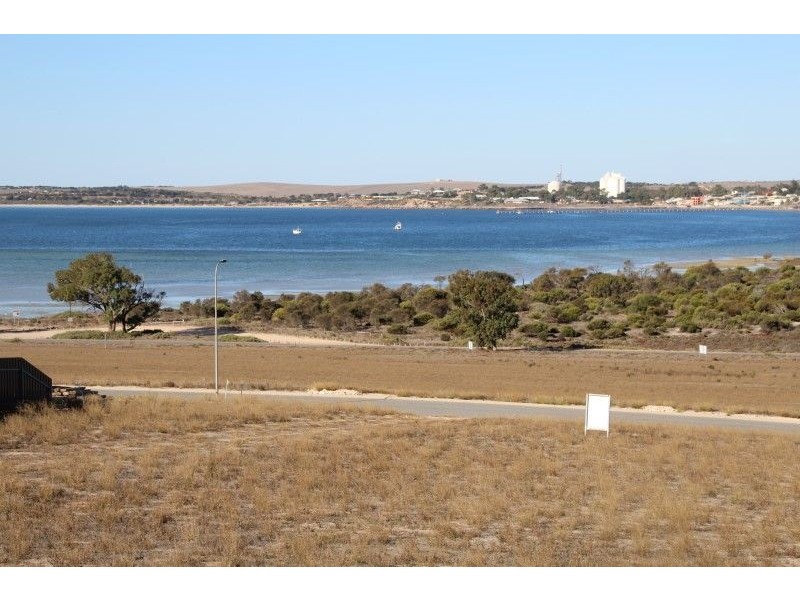 5 Loveshack Route, Streaky Bay SA 5680
