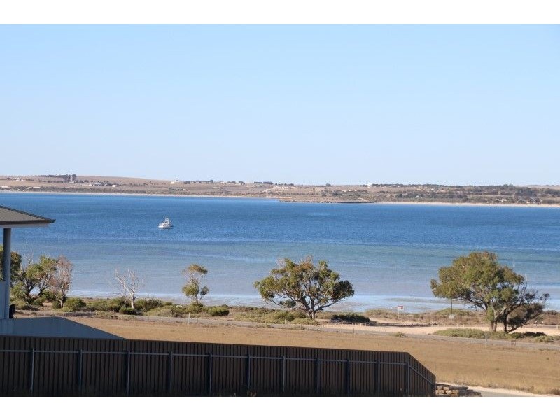 5 Loveshack Route, Streaky Bay SA 5680