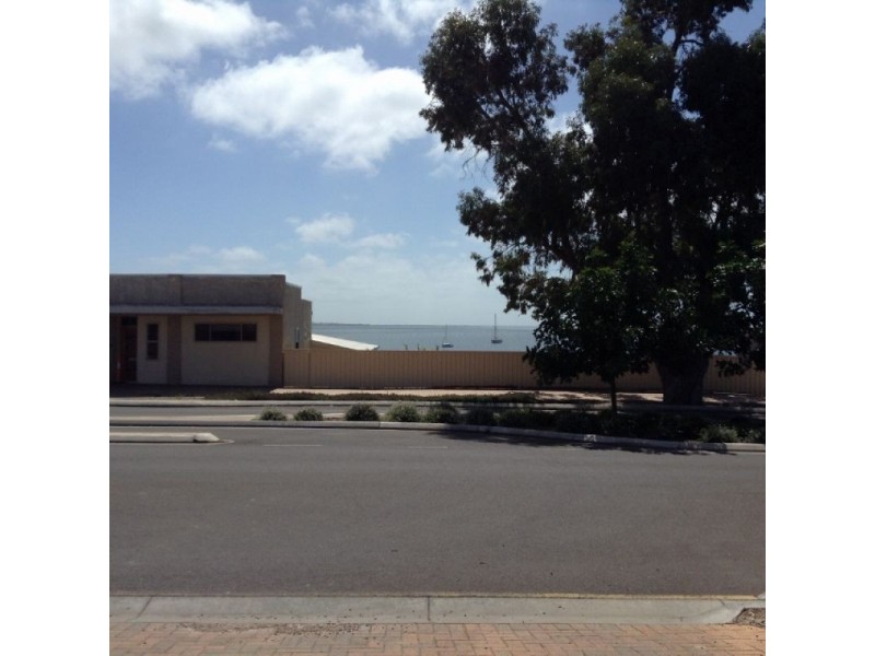 19 Alfred Tce, Streaky Bay SA 5680