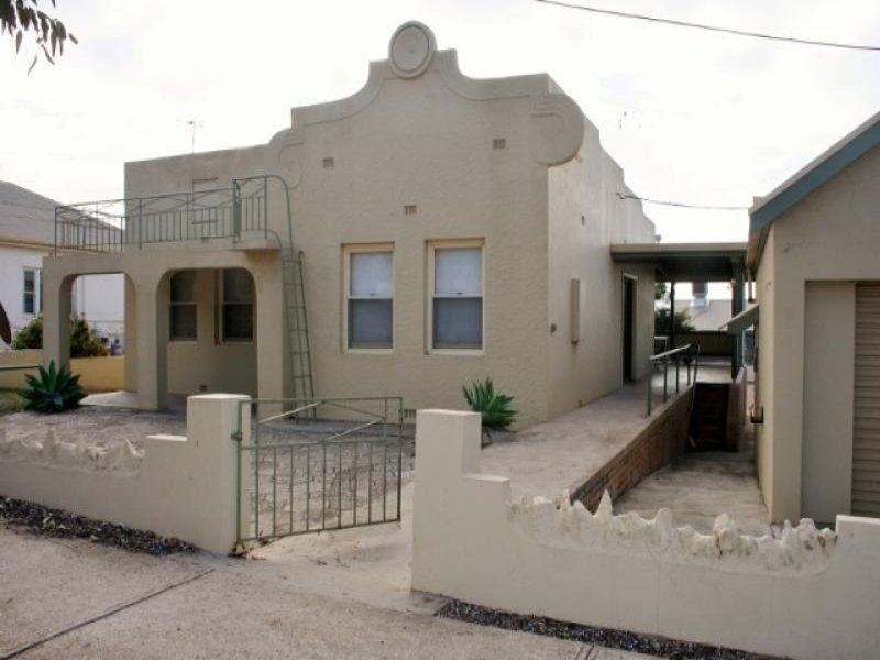 24 Wells Street, Streaky Bay SA 5680