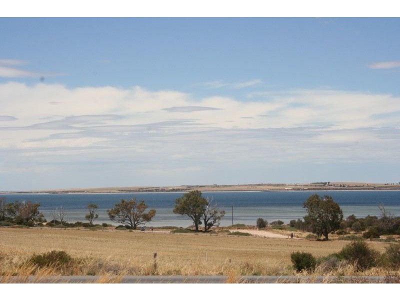 27 Oscar Williams Drive, Streaky Bay SA 5680