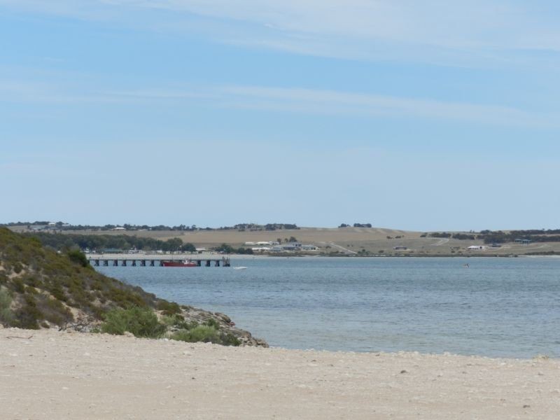 37 (Lt 4) Flinders Drive, Streaky Bay SA 5680