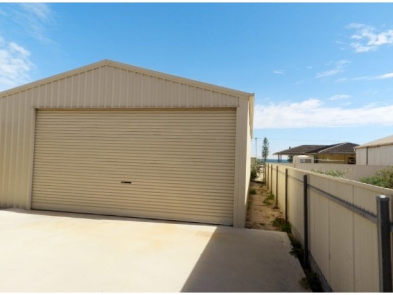 3 Denton St, Smoky Bay SA 5680