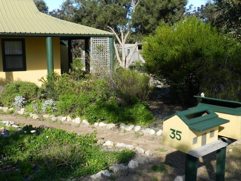 35 Park Avenue, Streaky Bay SA 5680