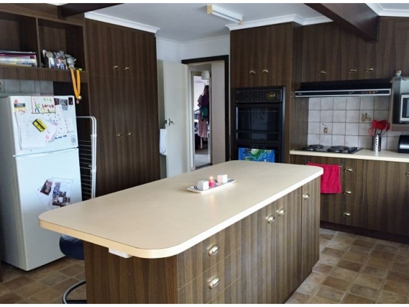 19 Ballantyne Street, Wudinna SA 5652