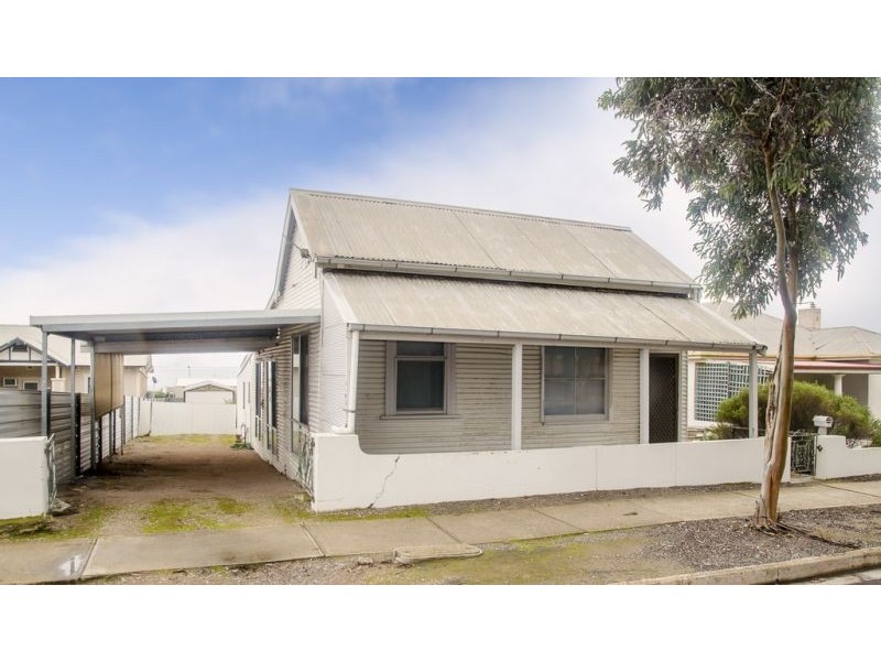 28 WELLS STREET, Streaky Bay SA 5680