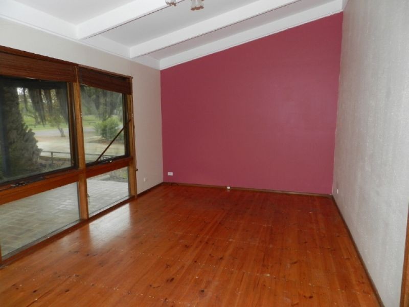 18 Dodgson Drive, Streaky Bay SA 5680