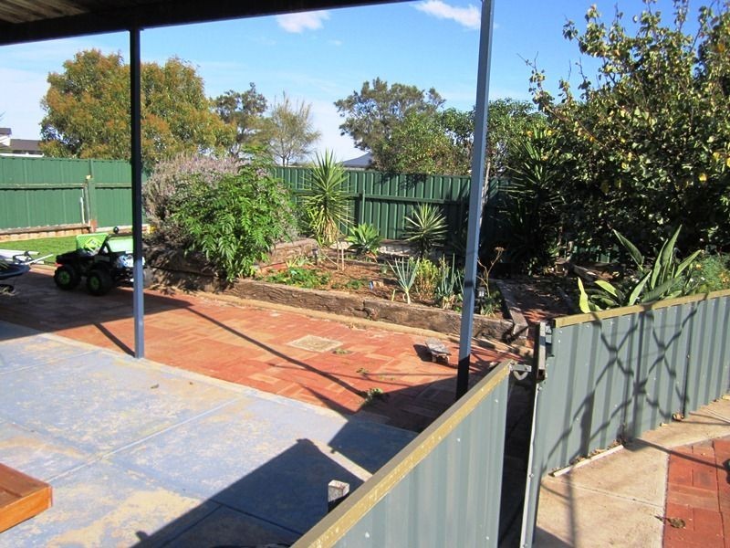 16 Yaringa Avenue, Tumby Bay SA 5605