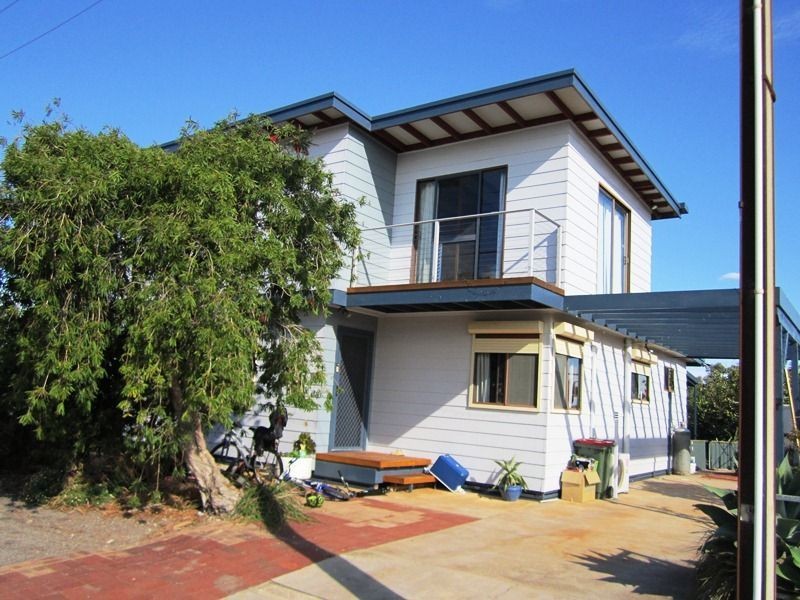 16 Yaringa Avenue, Tumby Bay SA 5605