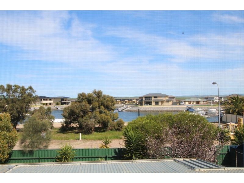 16 Yaringa Avenue, Tumby Bay SA 5605