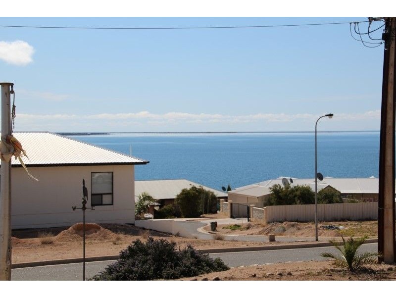 20 Flinders Drive, Streaky Bay SA 5680