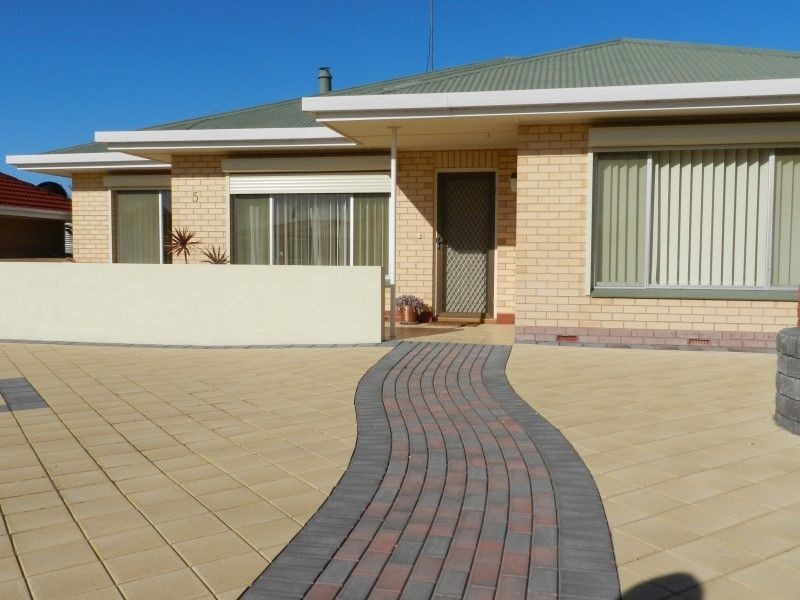 5 Stuart Street, Streaky Bay SA 5680
