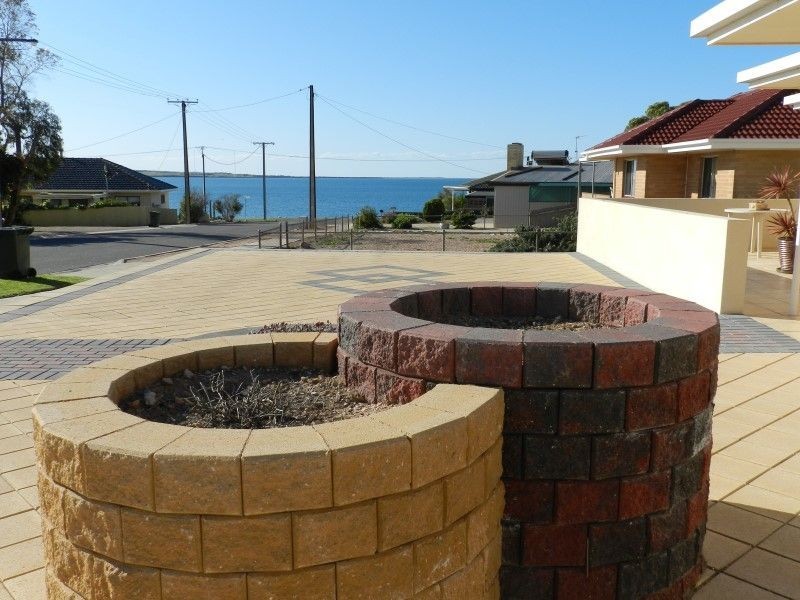 5 Stuart Street, Streaky Bay SA 5680