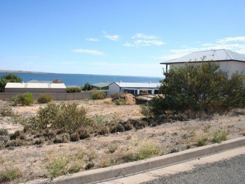 7 Flinders Drive, Streaky Bay SA 5680